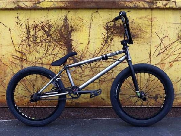 Kevin Peraza Bike Check